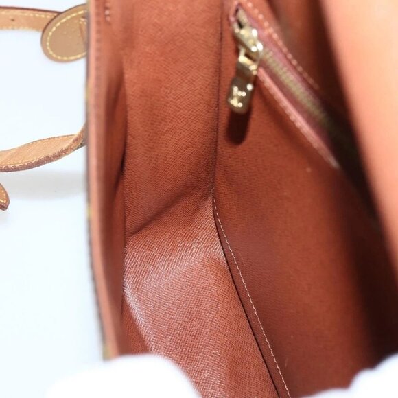 LOUIS VUITTON Monogram Saint Cloud GM Shoulder Bag M51242 LV Auth 142717 - Picture 13 of 16